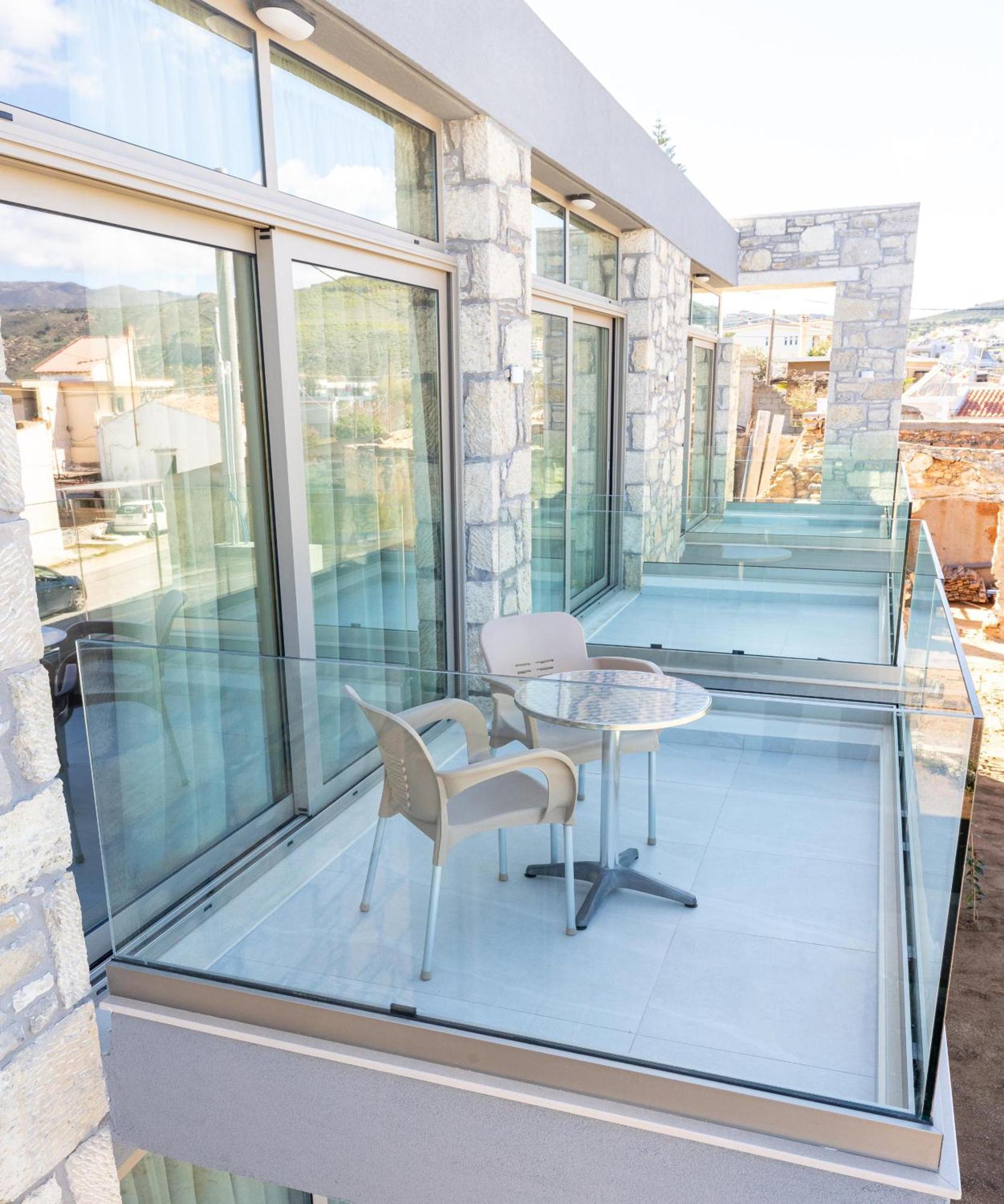 Achatis Apartments With Sea View คอลิมวาริออน ภายนอก รูปภาพ