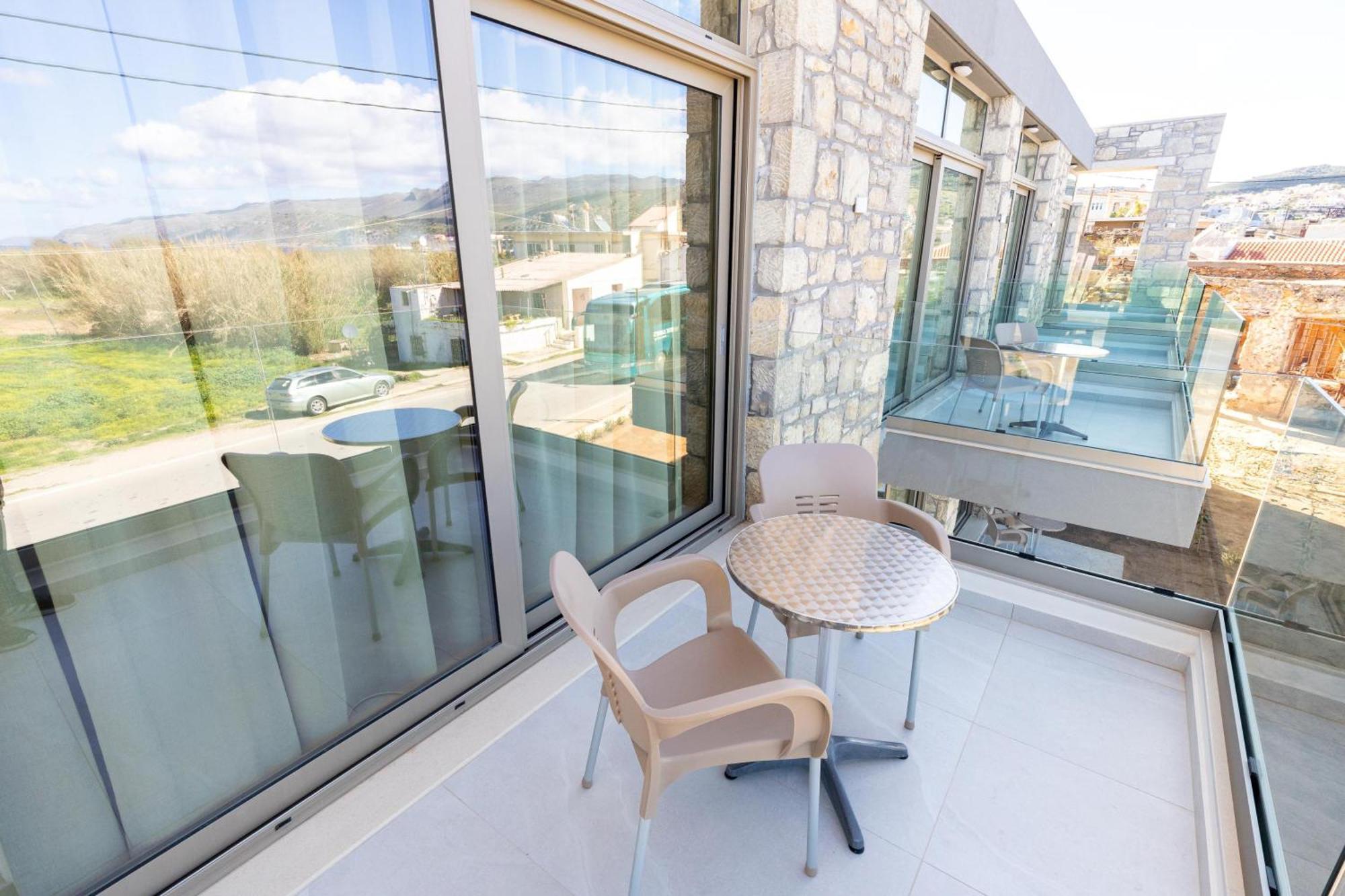 Achatis Apartments With Sea View คอลิมวาริออน ภายนอก รูปภาพ