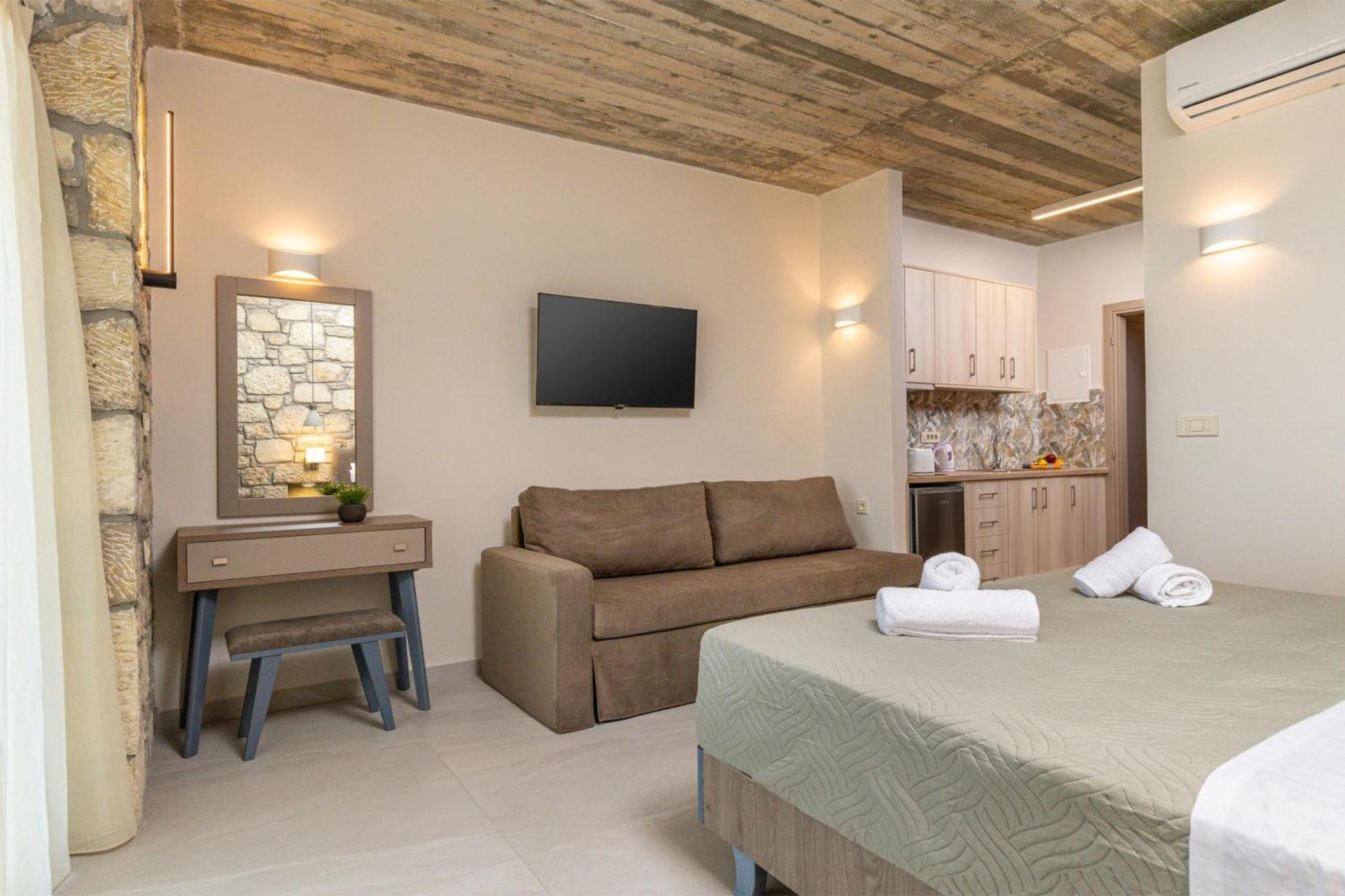 Achatis Apartments With Sea View คอลิมวาริออน ภายนอก รูปภาพ