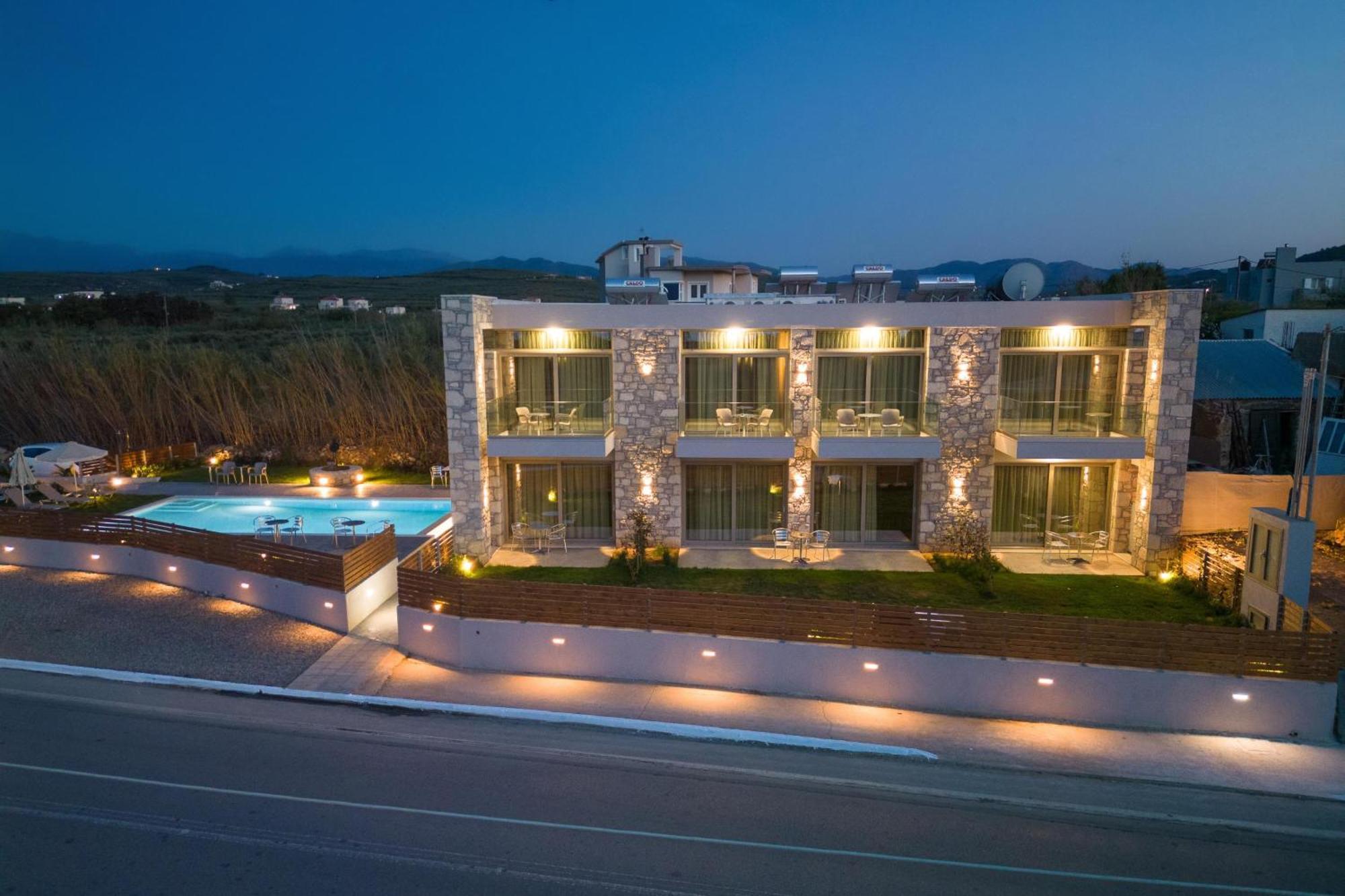Achatis Apartments With Sea View คอลิมวาริออน ภายนอก รูปภาพ